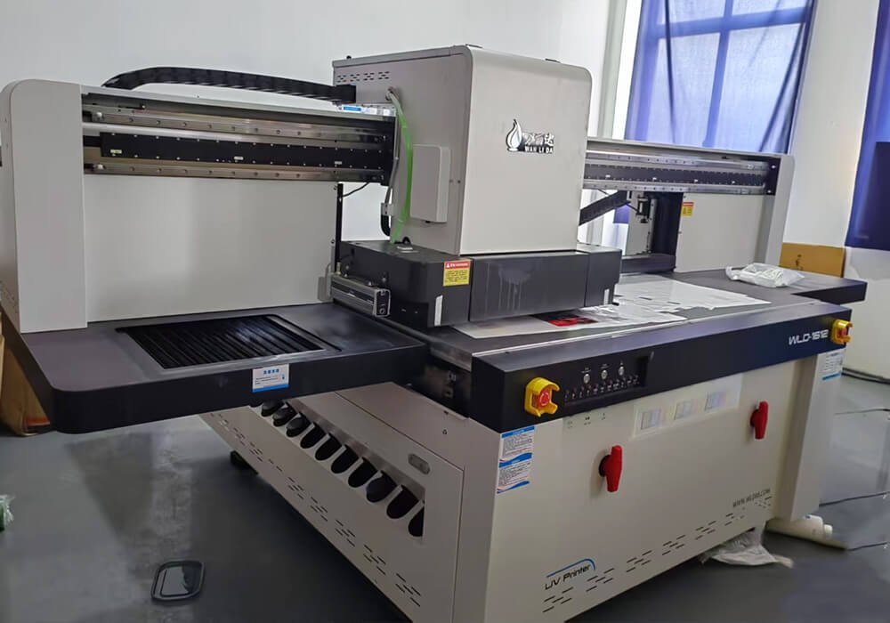 UV printing acrylic display manufacturing