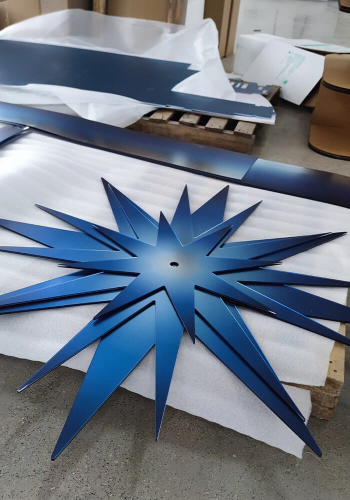 acrylic display manufacturing